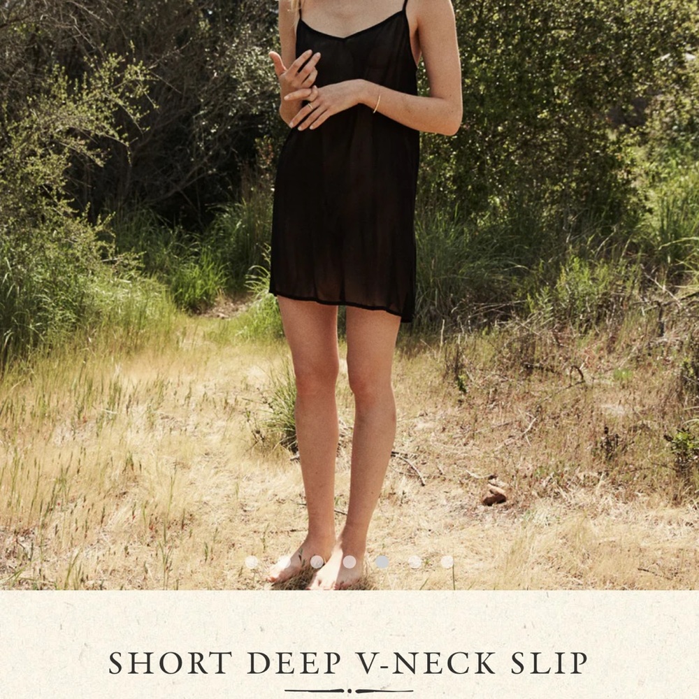 Doen Black slip